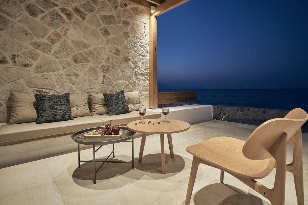 אליקס Niova Villa - Seafront, Private Pool And Ionian Sea Views, By Zantewize מראה חיצוני תמונה